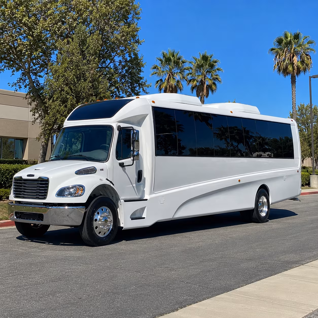 beaverton 28 passenger minibus