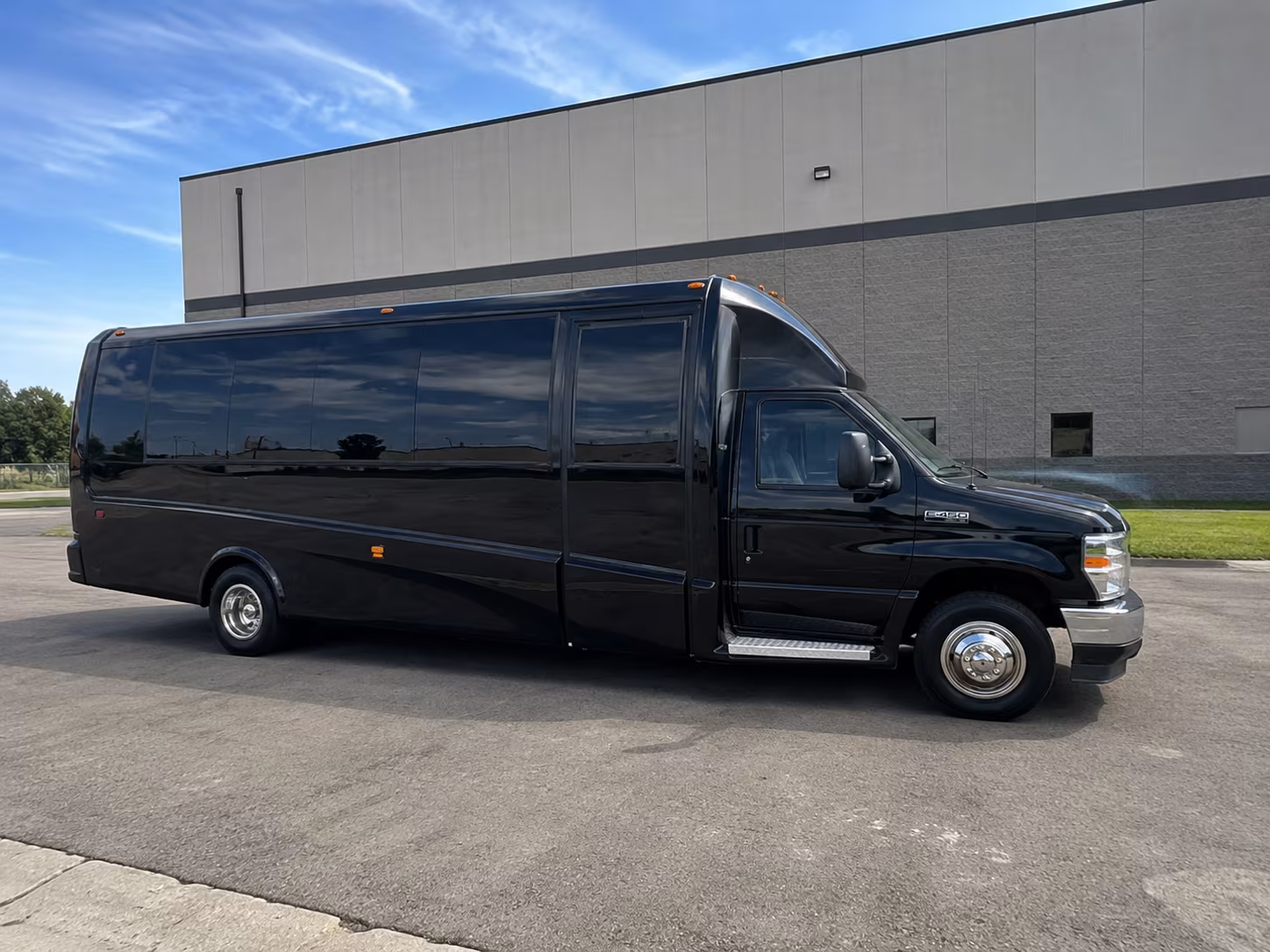 beaverton long distance transportation onboard seating