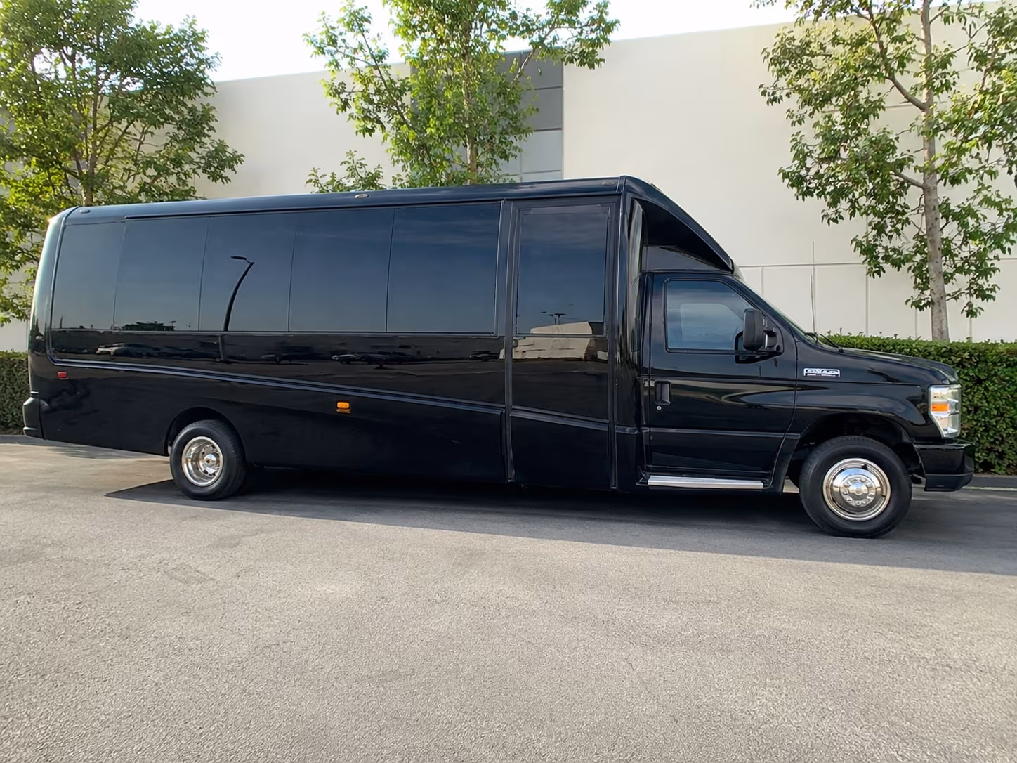 employee shuttle buses for beaverton s tech and corporate campuses